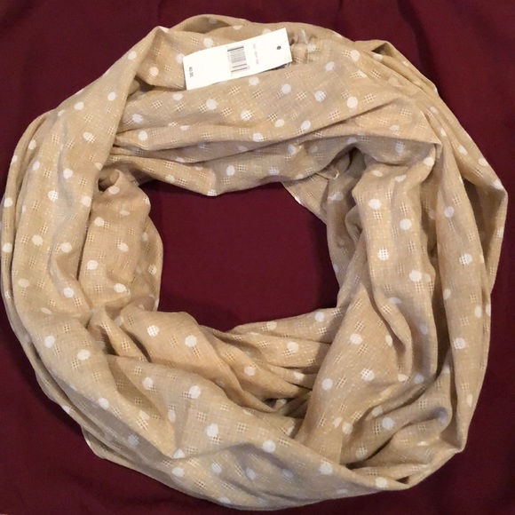 Infinity Scarf - Picture 1 of 2